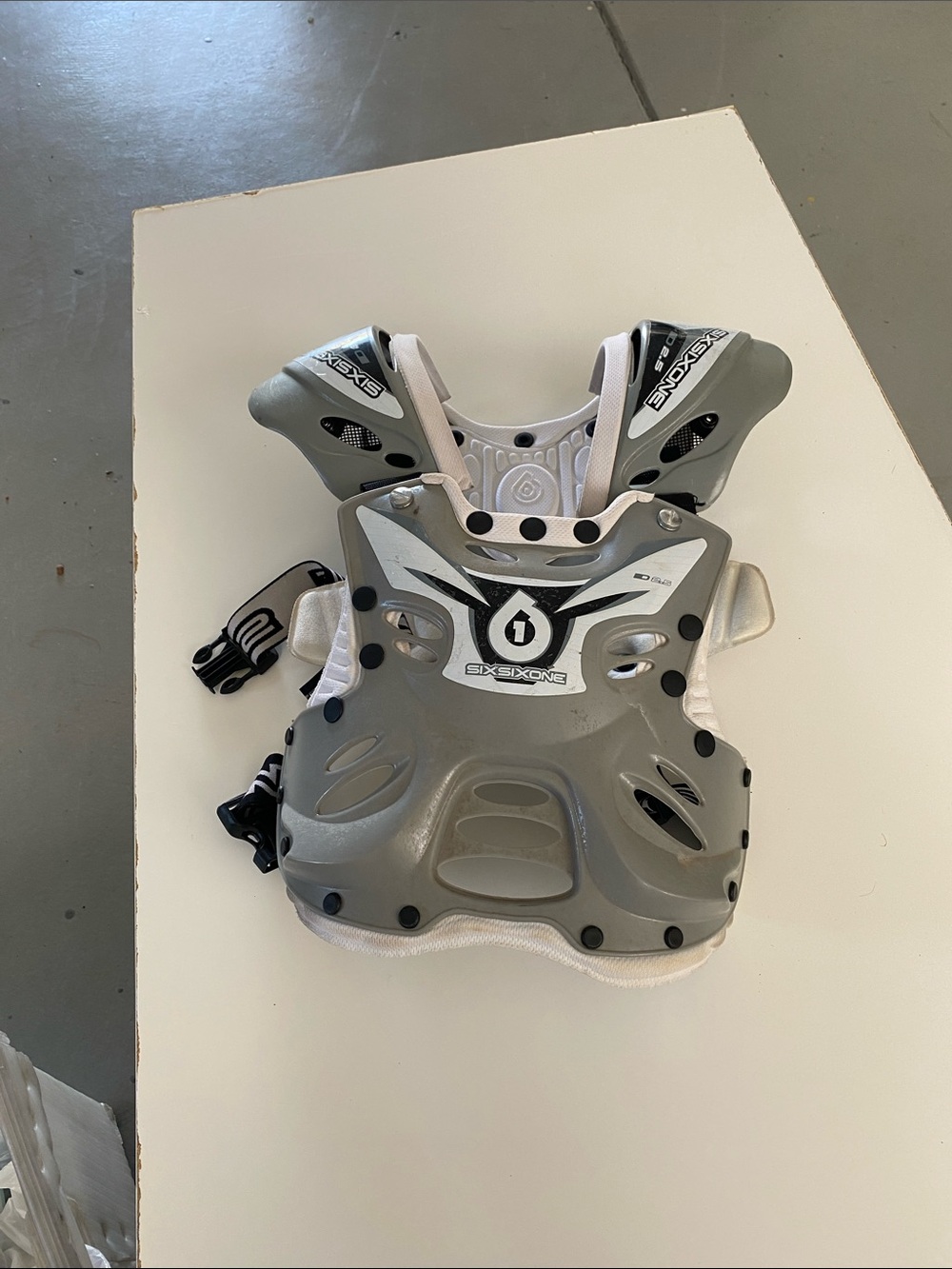 SixSixOne Grey Protective Chest Armor